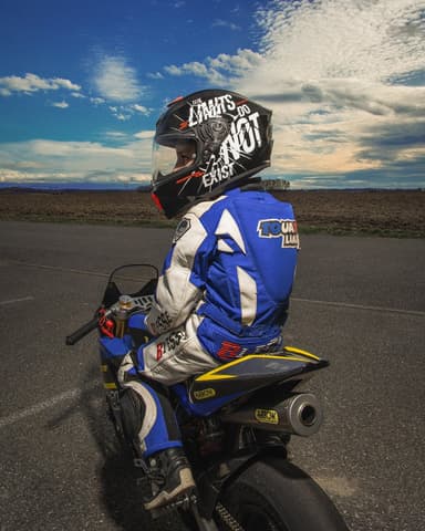 Dětská moto přilba SCORPION EXO-JNR AIR BOUM černo/bílá 3
