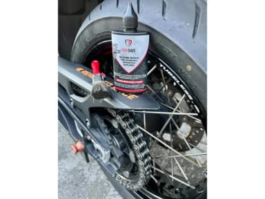 Ochrana kovových povrchů motocyklů IRONSAFE 250ml 4